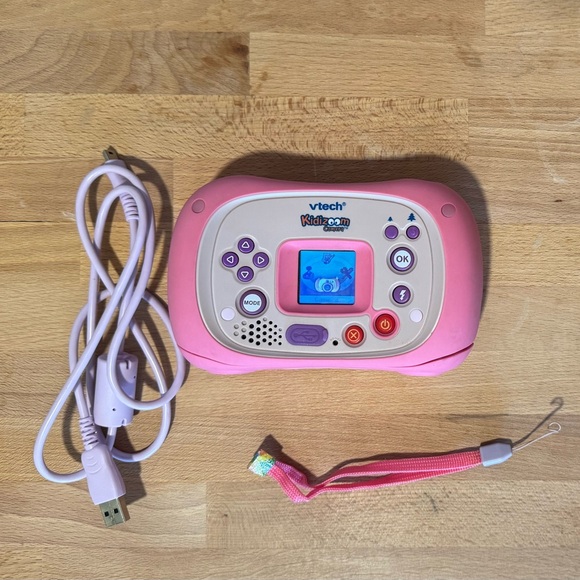 Vtech Kidizoom Kids Pink Digital Camera - Picture 2 of 4
